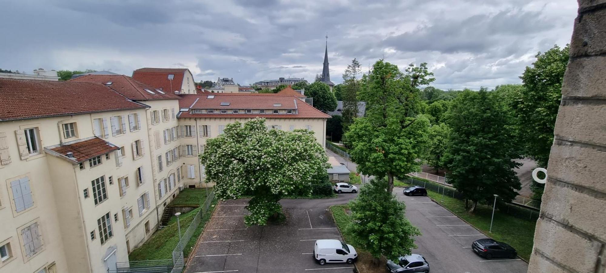 Vittel Studio Neuf Pour Cure Ou Longue Duree Bagian luar foto